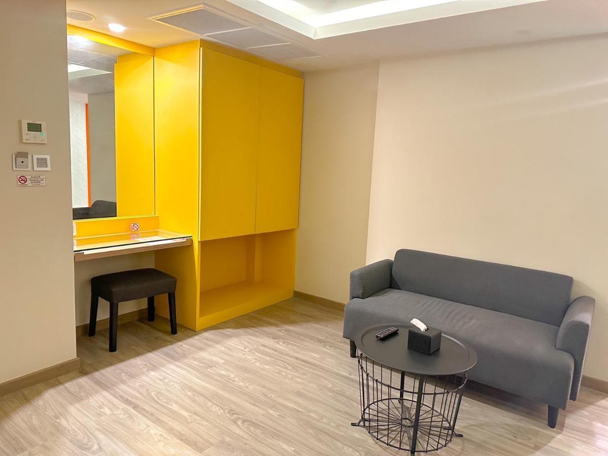 Hotel Z zpaze Bangkok Buitenkant foto