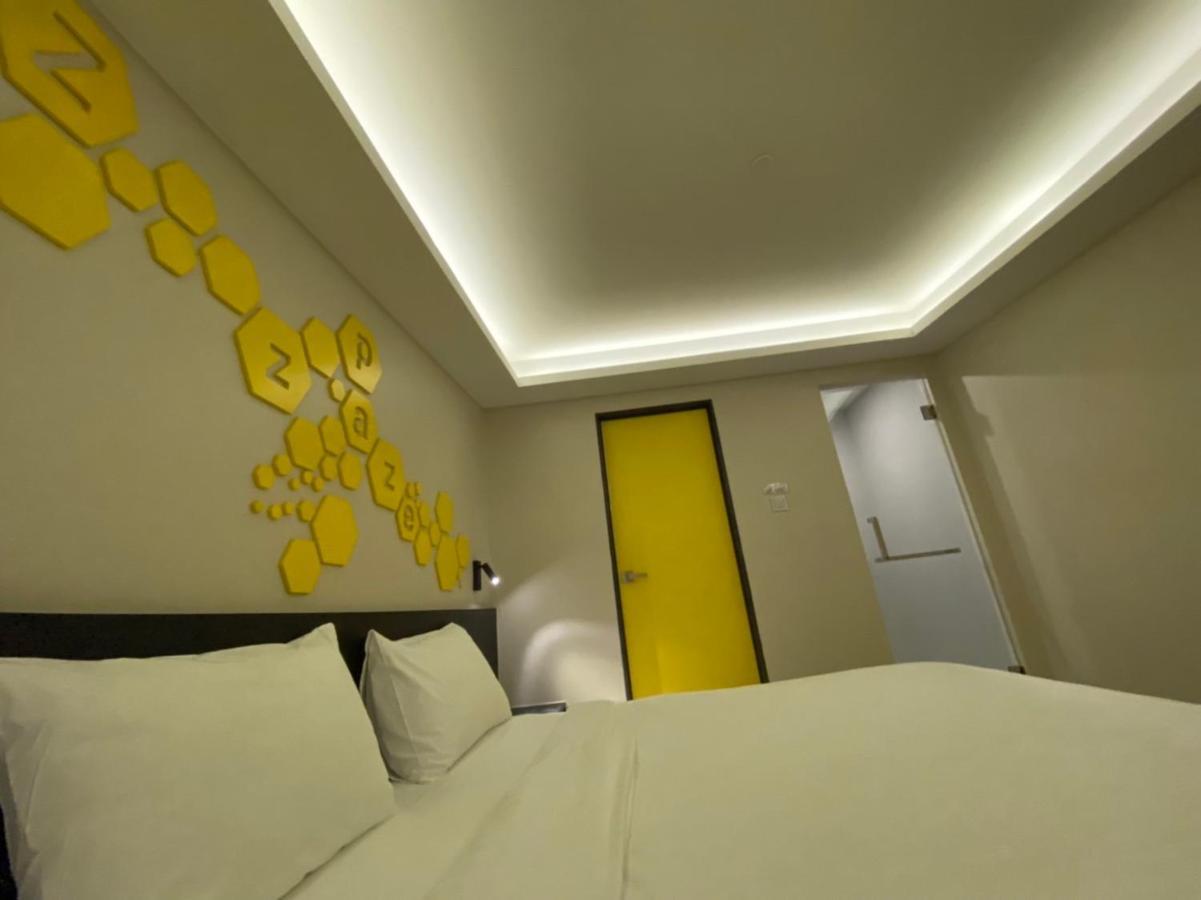 Hotel Z zpaze Bangkok Buitenkant foto